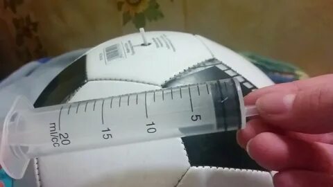Как накачать мяч без иглы