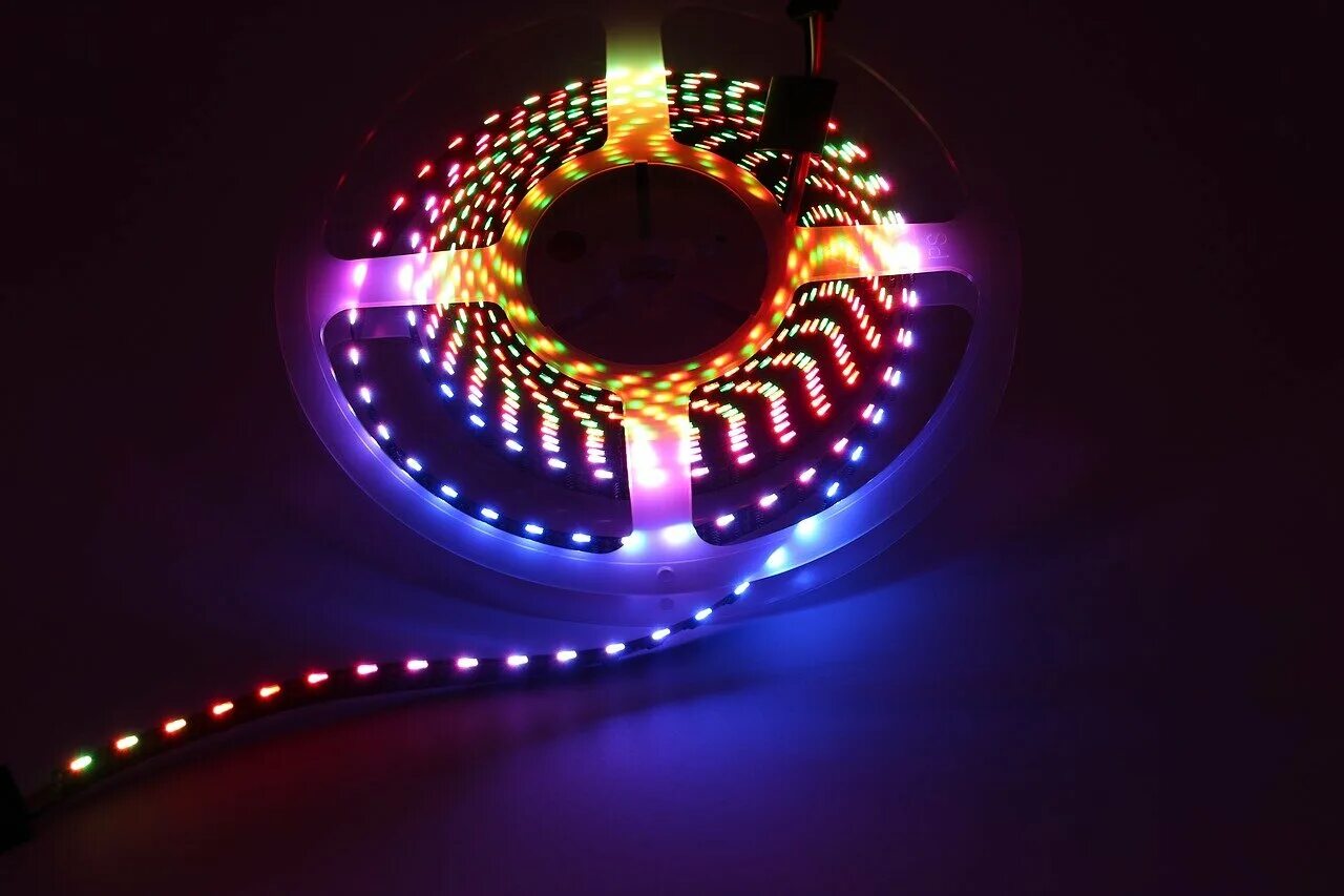 Led strip light k-131. можно ли оставлять светодиодную ленту на ночь. подсветка лестницы светодиодной лентой. Color led lightstrip. 12 v белая.