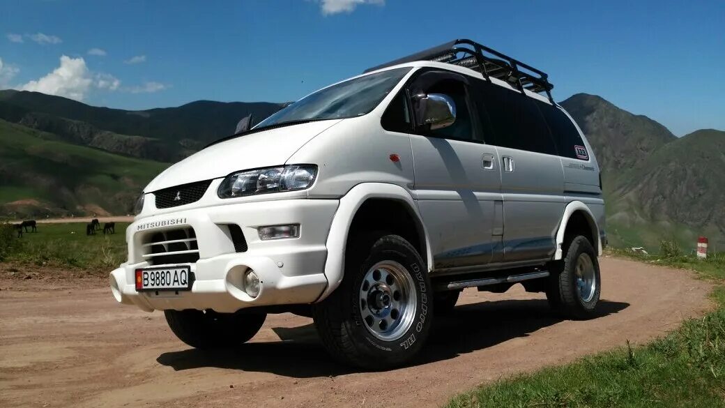 Delica l400. Мицубиси Делика l400. Mitsubishi Delica 400. Митсубиси Делика 2. Delica отзывы