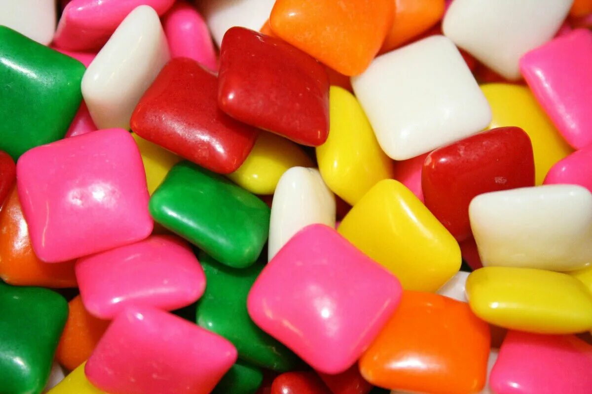 Популярные жвачки. Жвачка chewing Gum. Швачка. ;E.nжевательная резинка. Жевательные конфеты.
