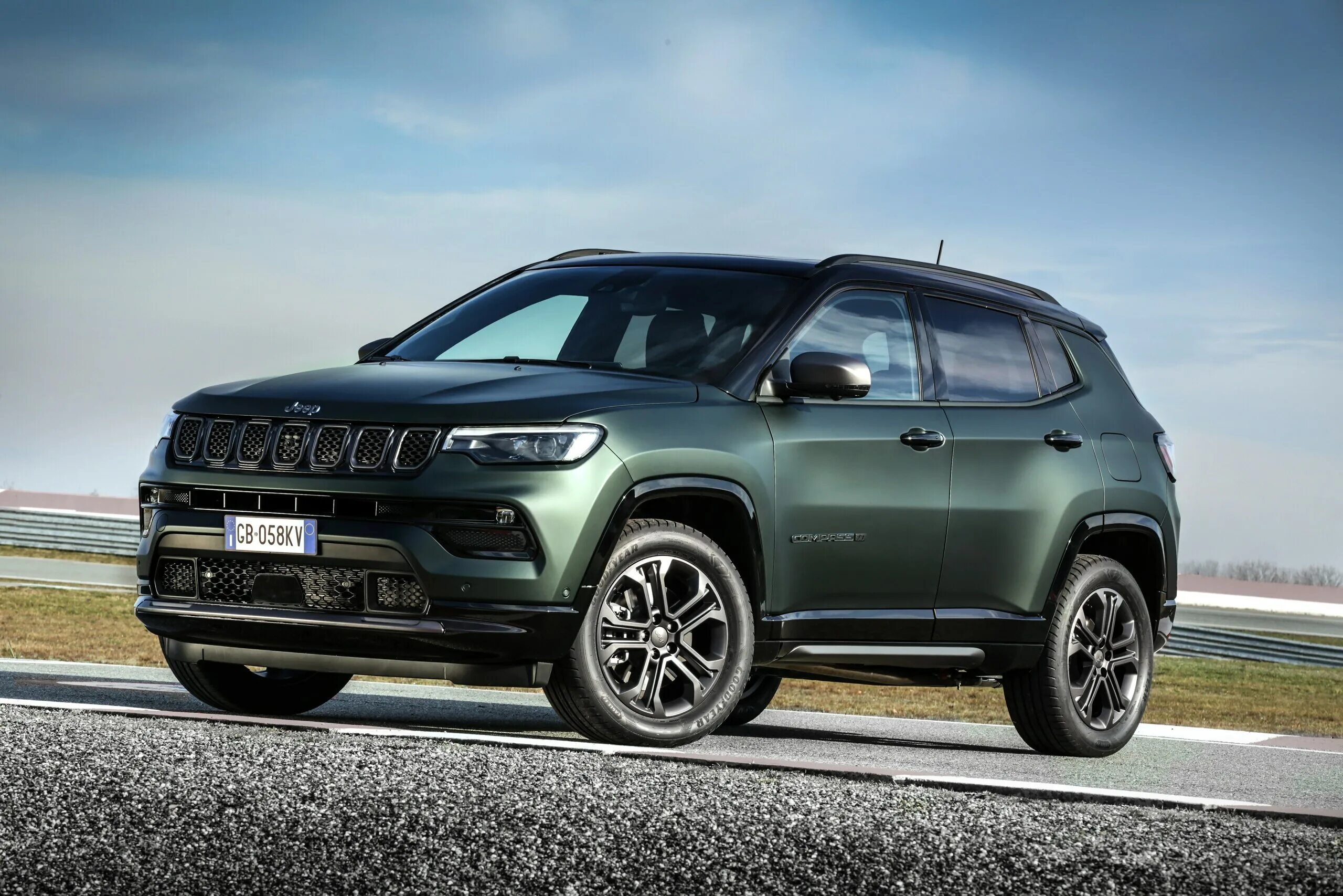 Джип 2025 года. Jeep compass 2025. jeep compass 2025. новый jeep compass 2025. jeep compass 2025 новый.