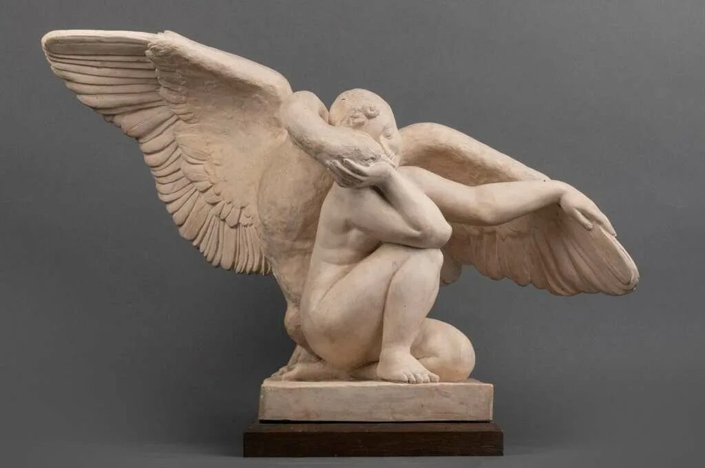 Леда купить. Скульптура "Леда и лебедь" (Jean-Jacques Feuchere), бронза. Леда и лебедь статуя. Леда и лебедь (500-450) Тимотея.. Зевс Леда и лебедь.