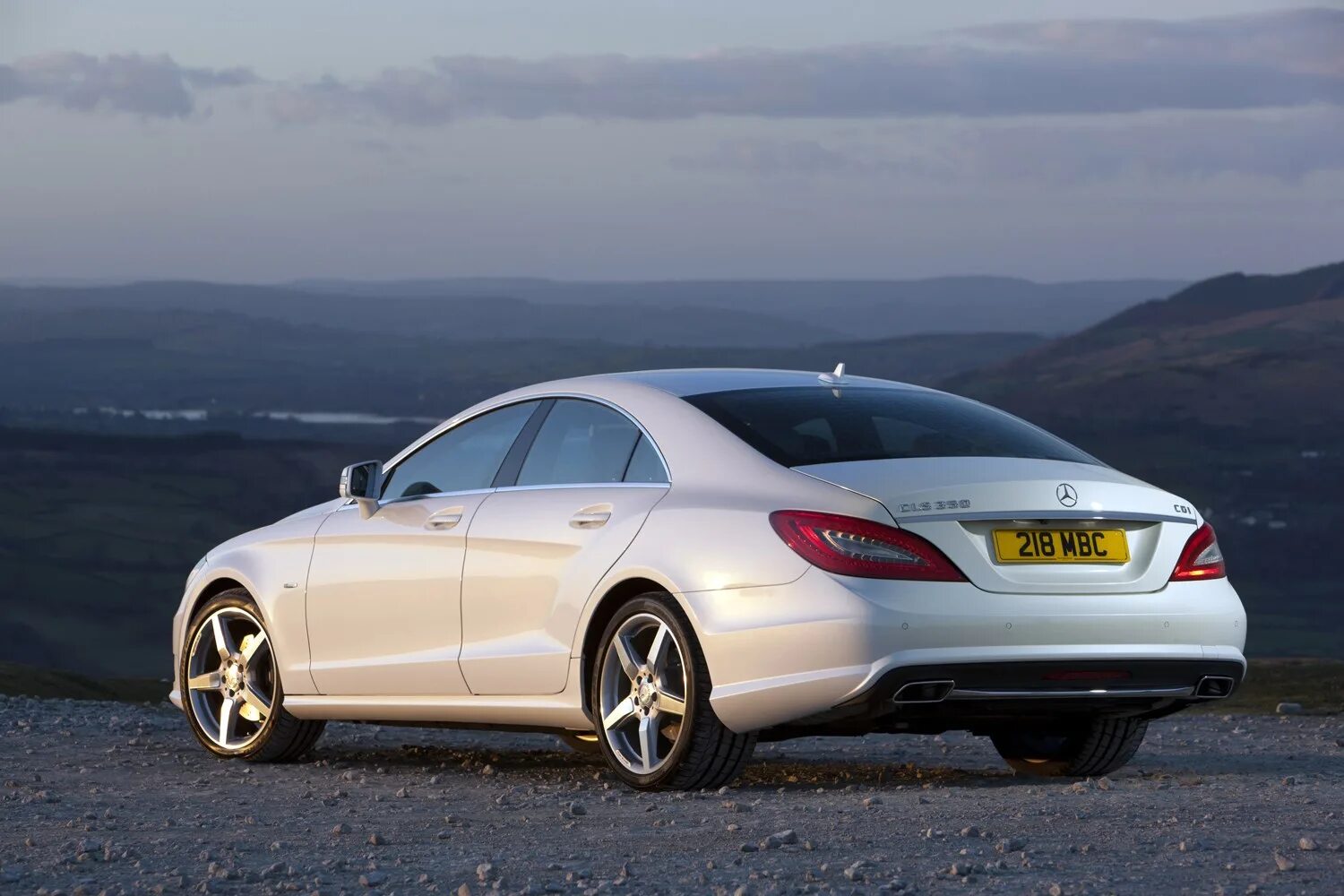 Купить мерседес цлс. Мерседес Бенц CLS. Mercedes Benz CLS 350. Мерседес ЦЛС 350. Mercedes CLS 2012.