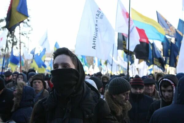 Страна иа новости украины на сегодня. Штурм базы в крыму. Украина последние извести. Терроризм в восточной украине. Политическая ситуация на украине.