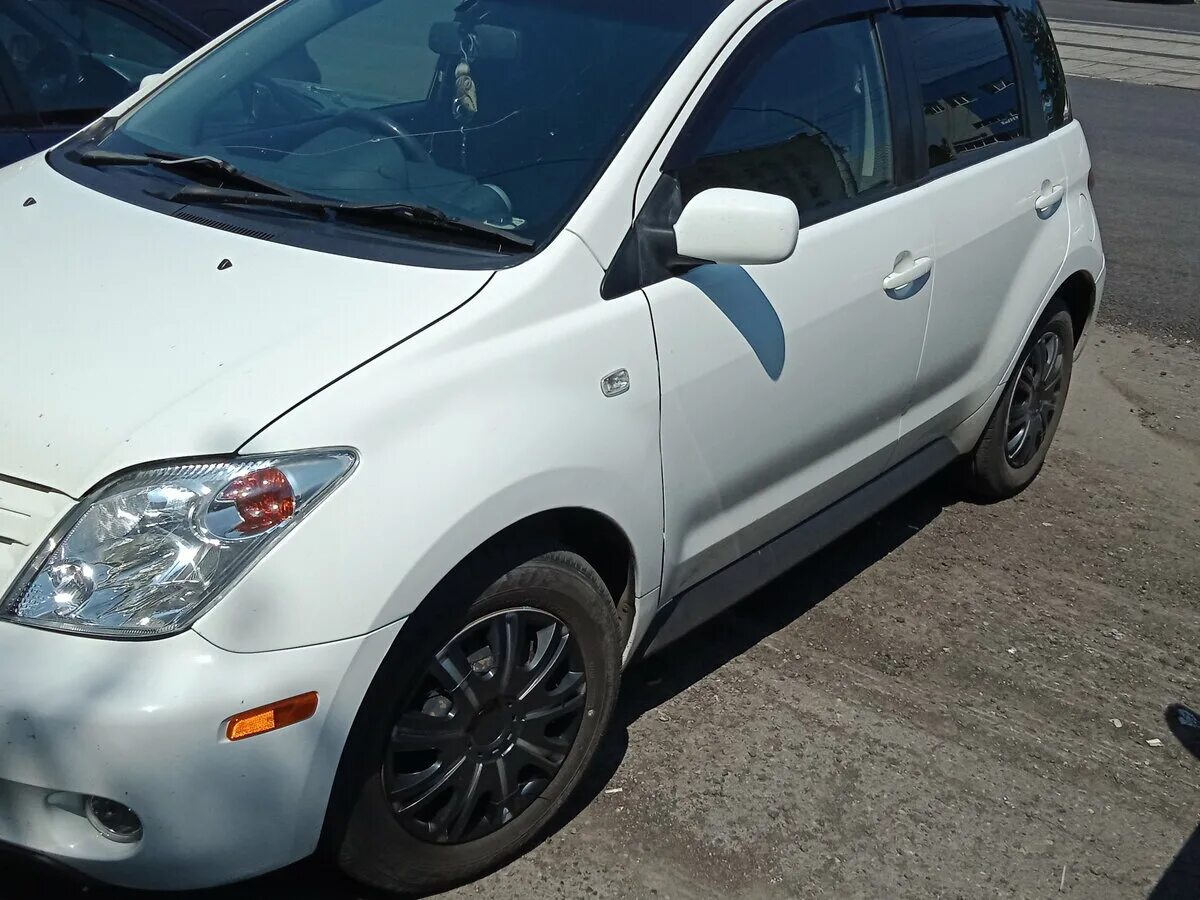 Тойота ист 2003 год. Toyota ist 2003 белый. тойота ист белая. тойота ist 1.3. ист белый. машина 2010. 110.кузов.