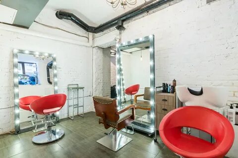 Женский барбершоп pixie fade