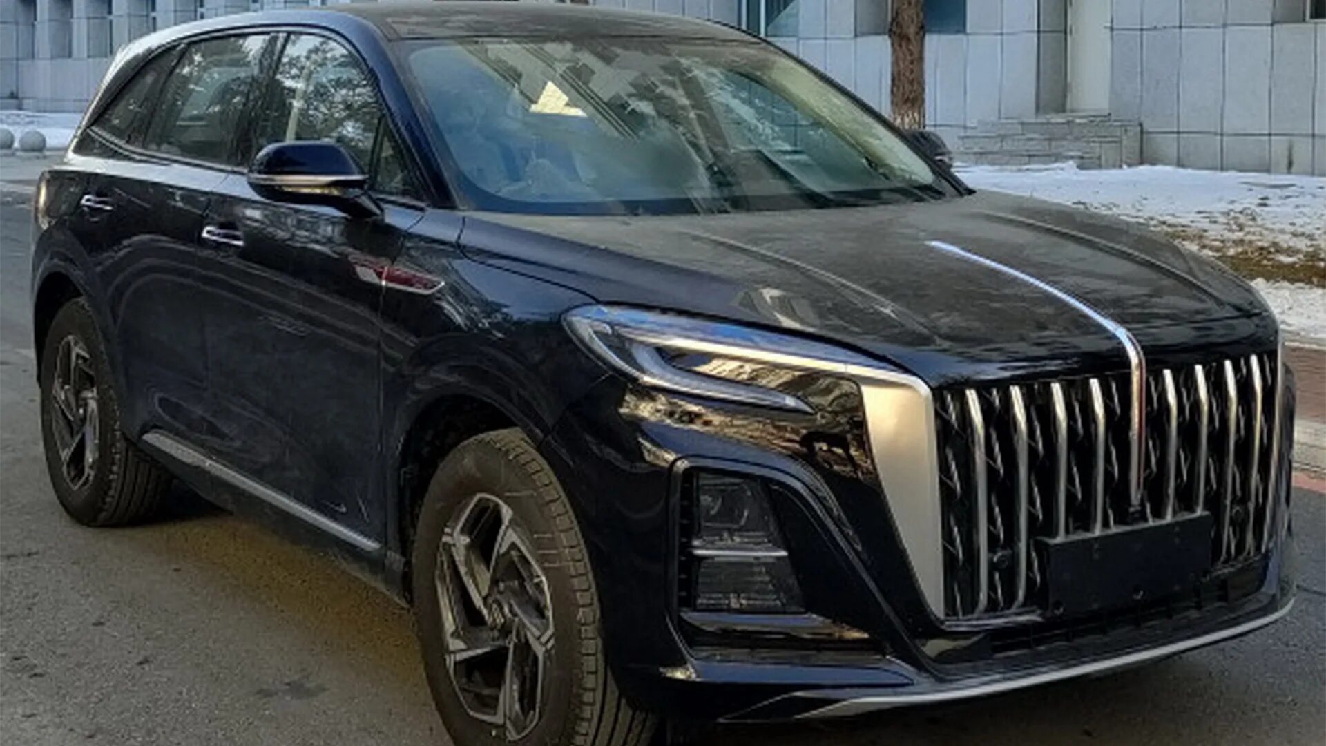 Hongqi 7. Hongqi hs7 2024. honqi hs 7 2024. китайский премиум джип hongqi 6. китайские премиальный внедорожники 2023.
