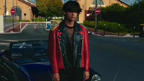V again