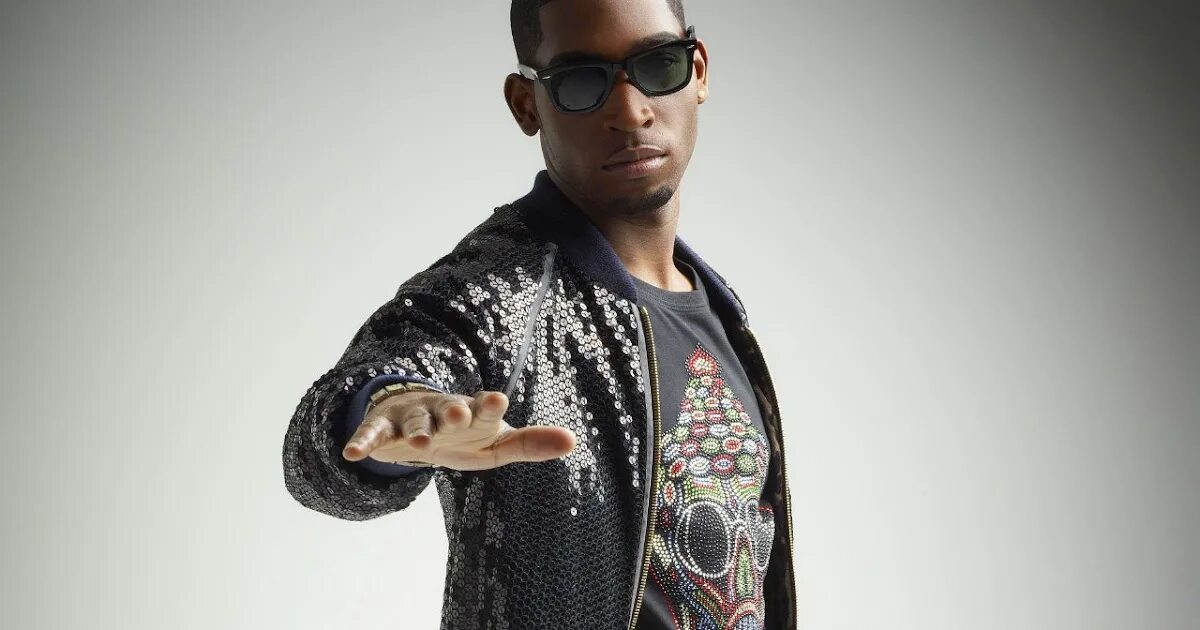 Tinie tempah eric turner. Tinie tempah written in the stars. Pass out tinie tempah. Tinie tempah eric turner. обложка альбома tinie tempah.