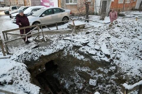 Ни на площади ни в домах