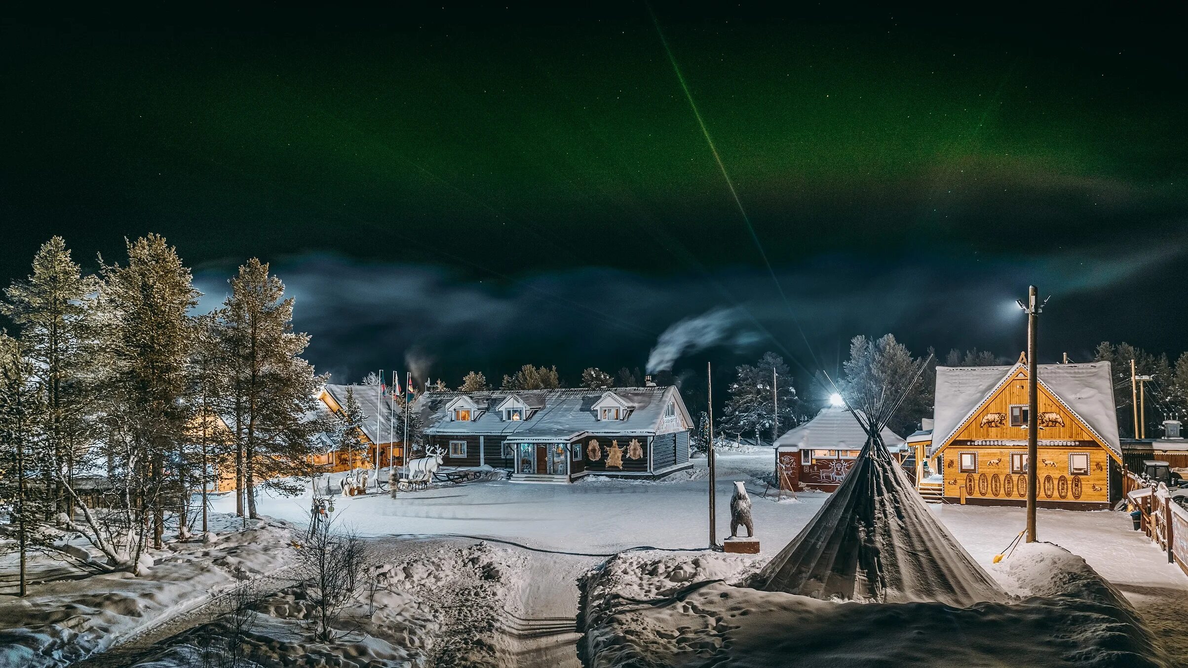 Станция северное сияние. Величие севера. Пассажирский поезд. 3эс5к бам. Воркута северное сияние.