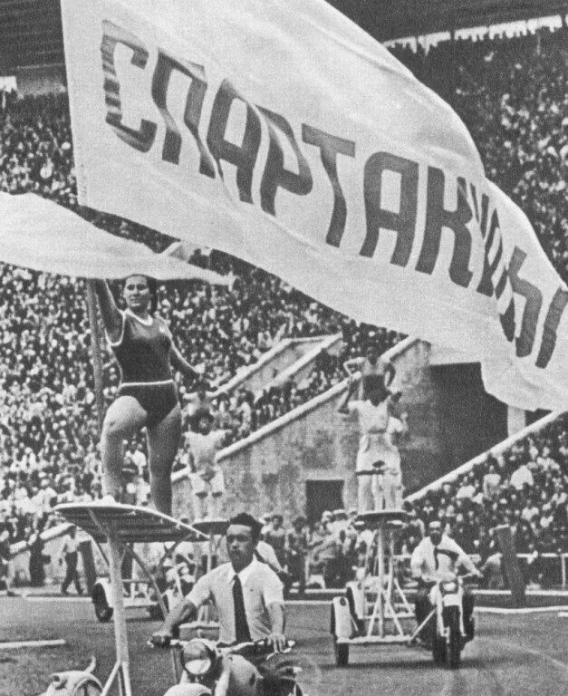 Спартакиада история. 1928 первая спартакиада волейбол. Спартакиада история. Первая всесоюзная спартакиада 1928. Открытие всесоюзной спартакиады на красной площади 1928.