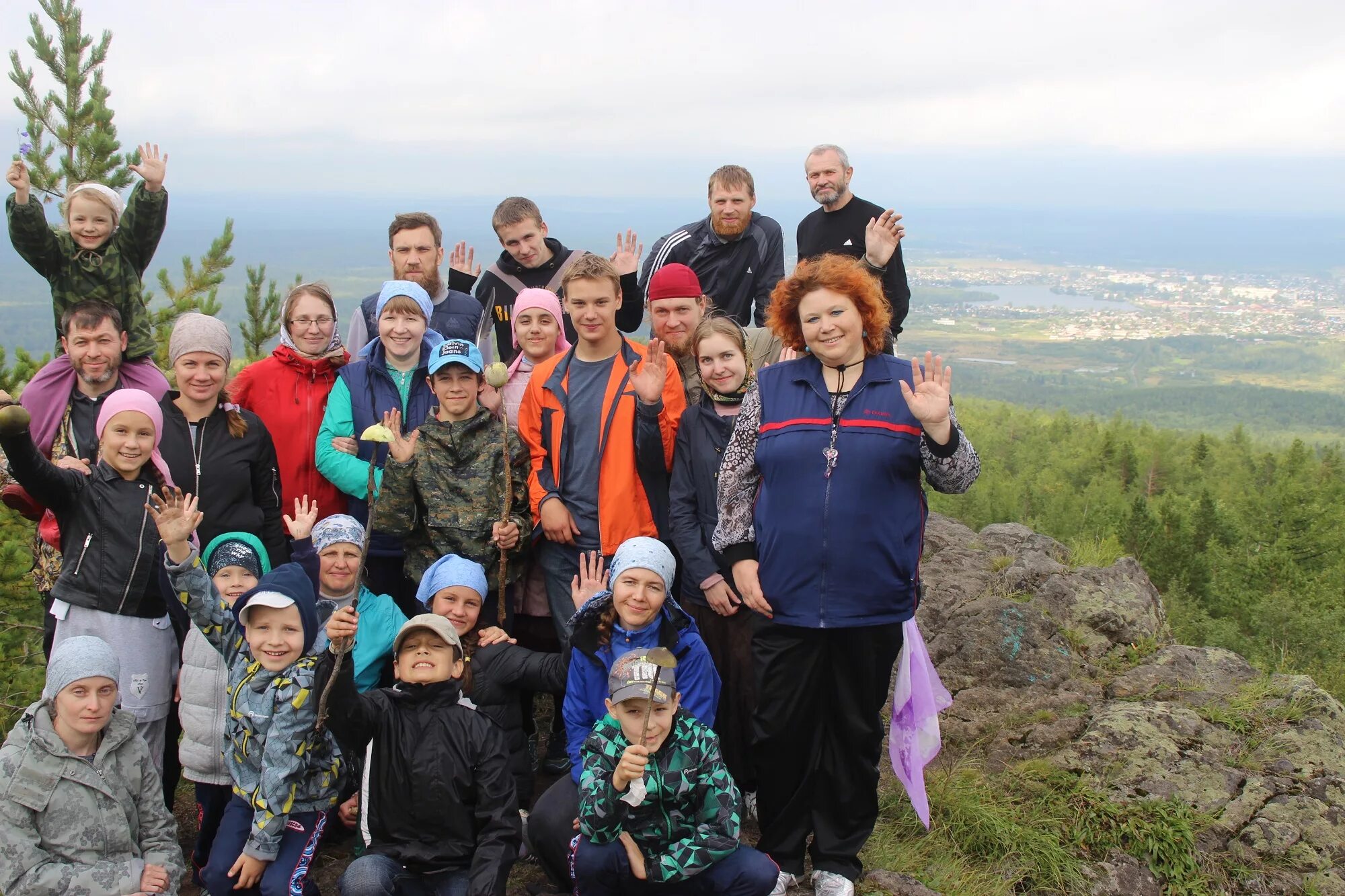 Прогноз погоды в баранчинском на 10 дней. Синяя гора Баранчинский. Гора синяя Свердловская область Баранчинский. Поселок Баранчинский. П Баранчинский Свердловской области.