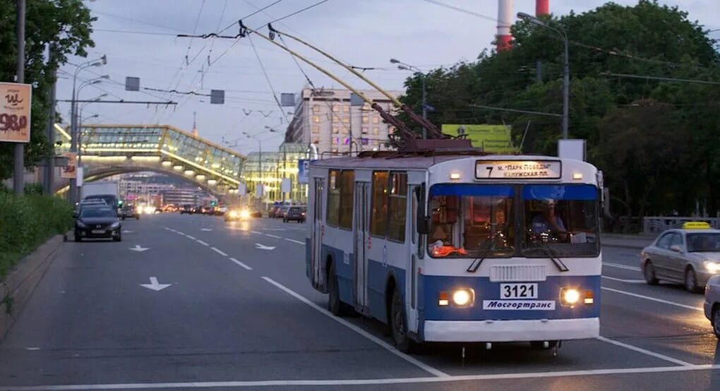 Троллейбус БК Москва. Мосгортранс троллейбус. Скоростной троллейбус. Троллейбус б Москва.