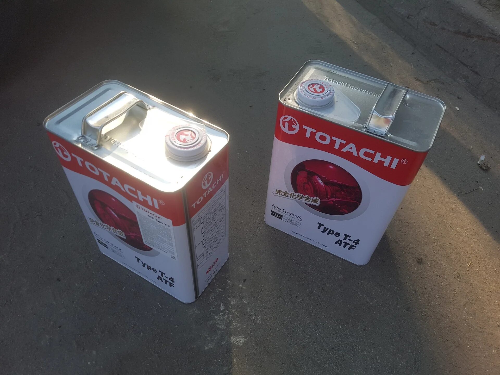 Toyota масло оаэ. Toyota 5w40 5л. Масло моторное тойота 5w30 с3. Масло тойота витц 1. Масло тойота витц 1.