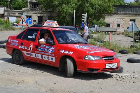 Авито учебные автомобили