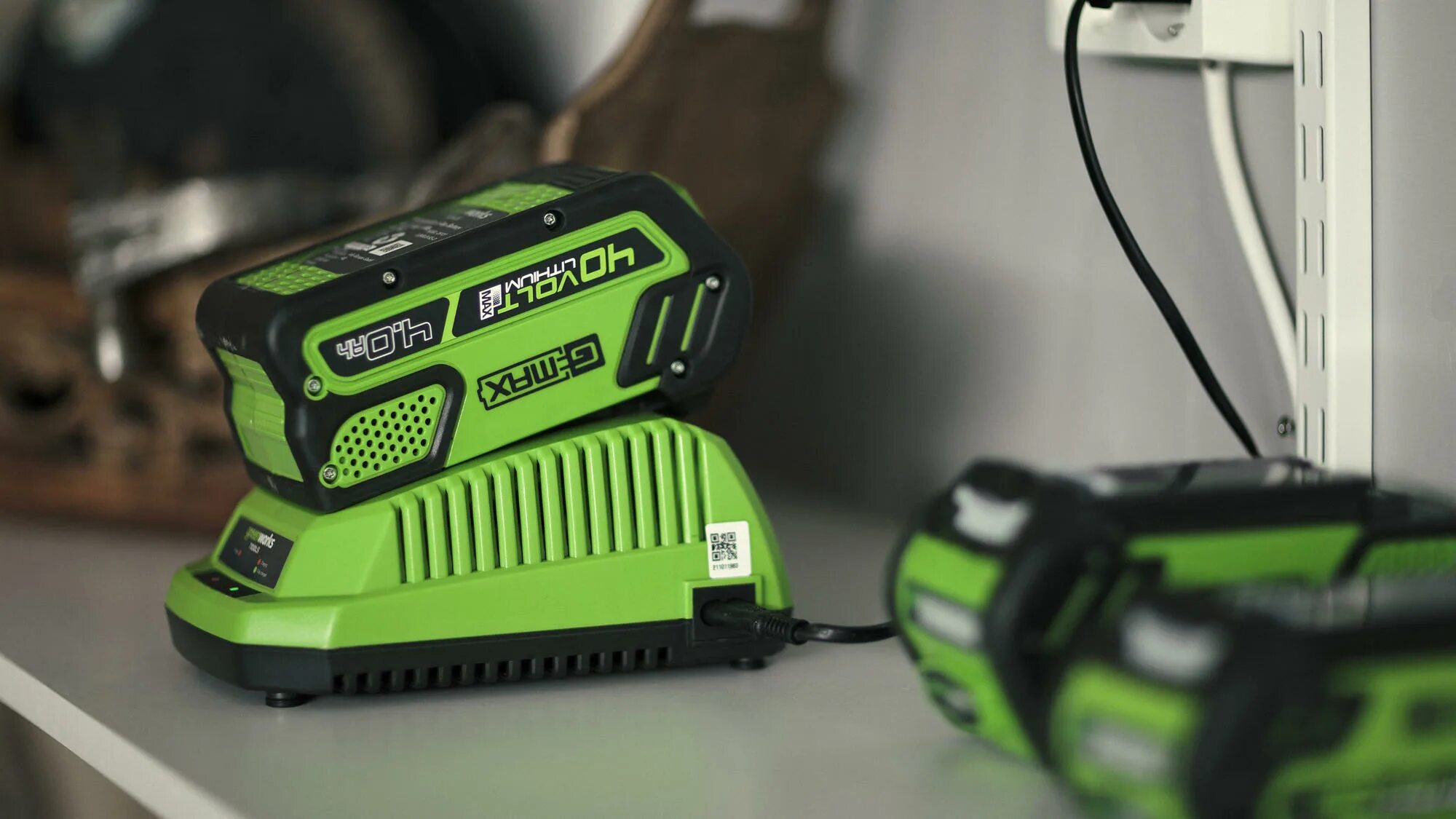 G40b4 greenworks аккумулятор 40v 4. Аккумулятор greenworks g40. greenworks 40v аккумулятор. аккумулятор g-max 40v greenworks g40b4. greenworks 40v.