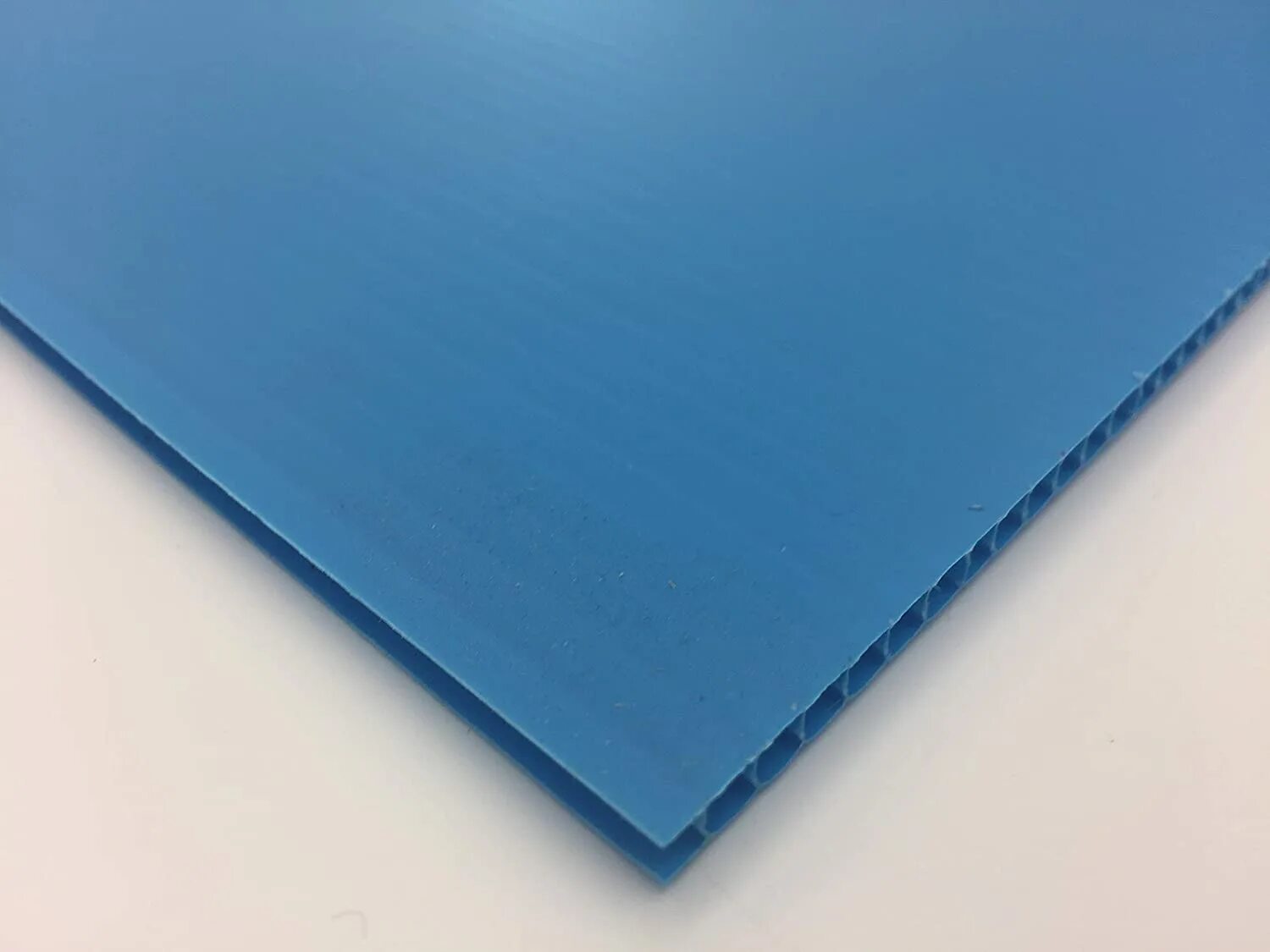 Пластиковый картон. Пластик 4мм. Пвх лист 3м*1,5м*3-4мм. Пластик 4мм. Фаброармированый пластик.