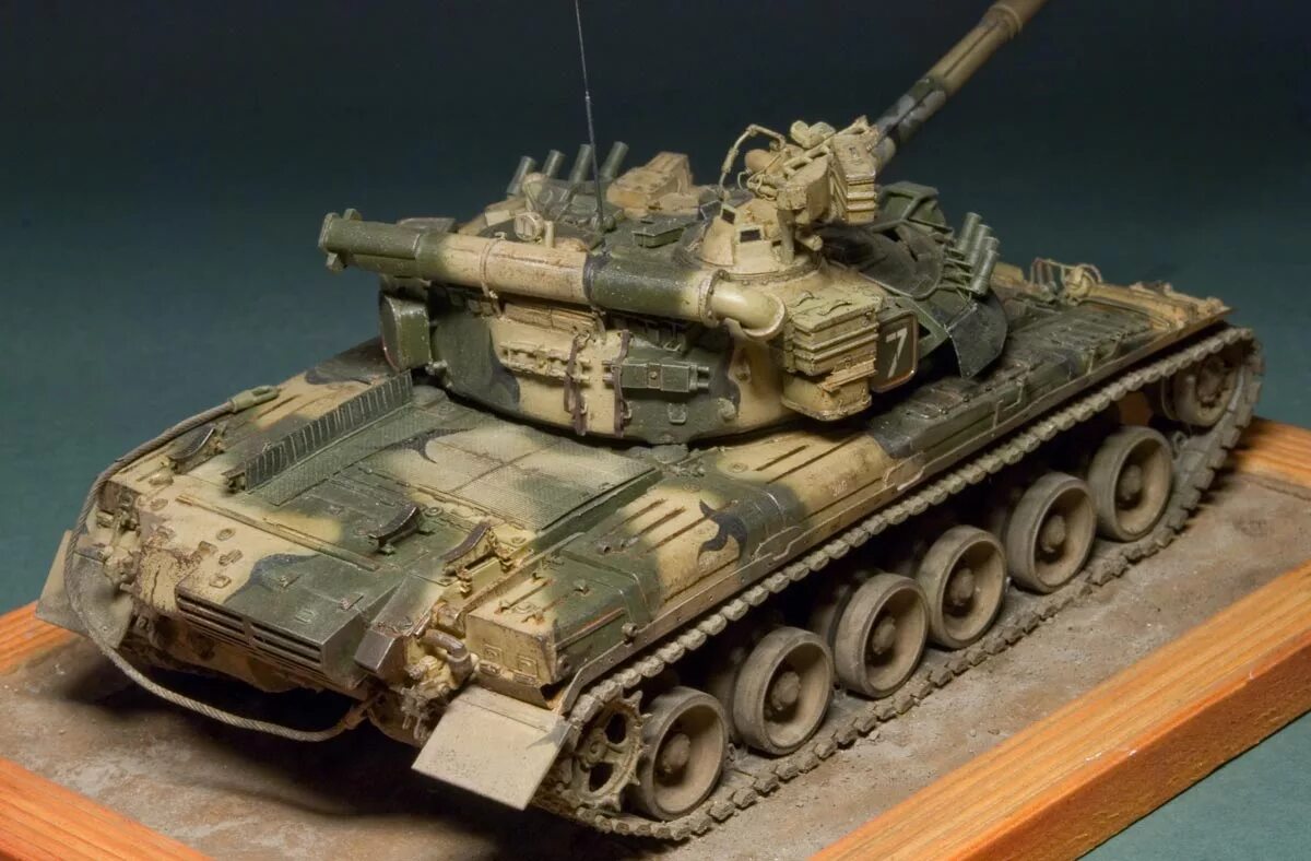 Т-80уд Трумпетер. Т-80уд Трумпетер 1/35. Т-80уд 1/35 Trumpeter. Т-80 1/35.