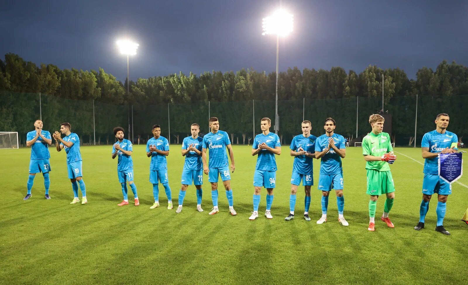 Зенит сборы матчи. Зенит мидтьюлланд 1:0. Зенит сборы. Вечерняя тренировка зенит. Зенит сборы матчи.