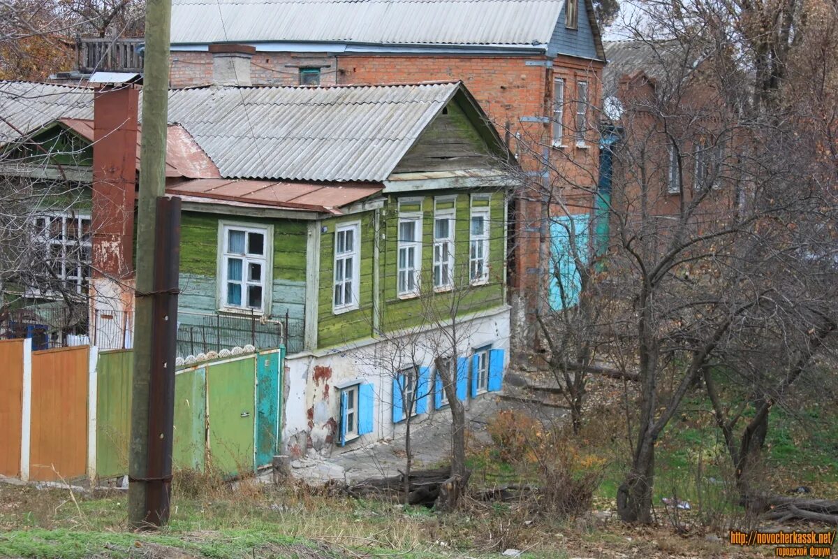 Улица Красноармейская в Новочеркасске. Улица Каляева в Новочеркасске. Новочеркасск улица Московская 28. Новочеркасск ул Красноармейская 200.