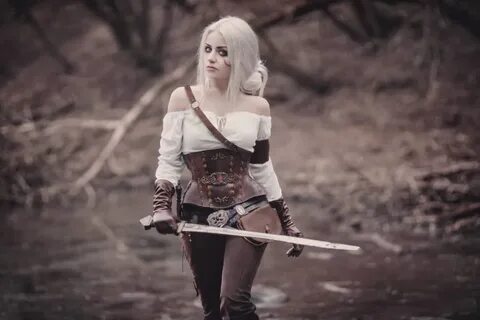 Ciri cosplay