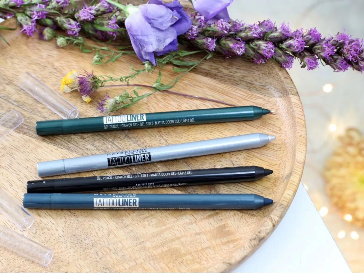 Maybelline Tattoo Liner синий. Мейбелин тату лайнер. Тату лайнер мейбелин для глаз. Мейбелин тату лайнер карандаш для глаз.