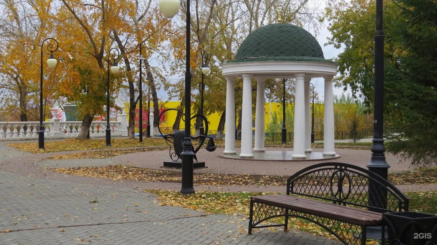 Арка тюмень. Александровский сад Тюмень. Александровский парк Тюмень. Александровский загородный сад Тюмень. Александровский сад Тюмень парк.