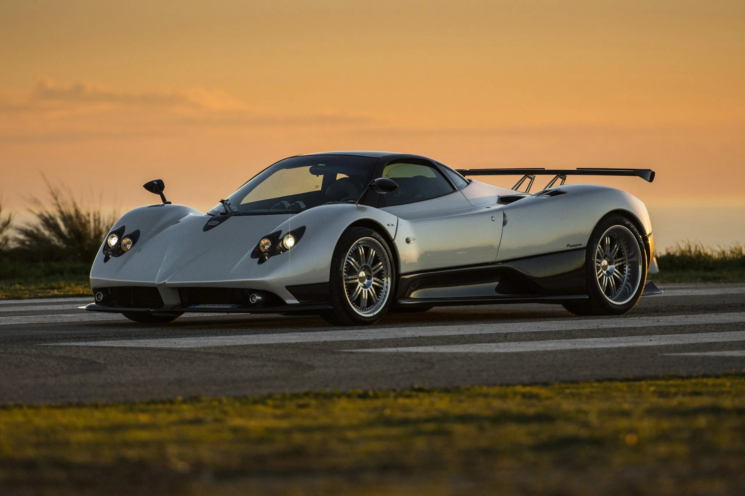 Зонда 2013. Pagani Zonda f. Pagani Zonda Roadster. Пагани зонда ф 2005. Пагани зонда v12.