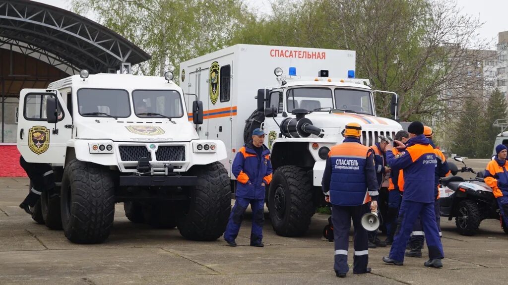 Спасательных служб москвы. Аварийно-спасательная служба. Спасательные службы. Авартйноспасательная служба. Частная аварийно спасательная служба.