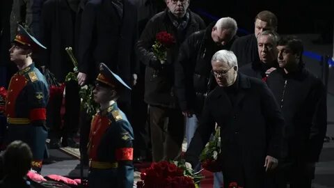 Прощание с лебедевым