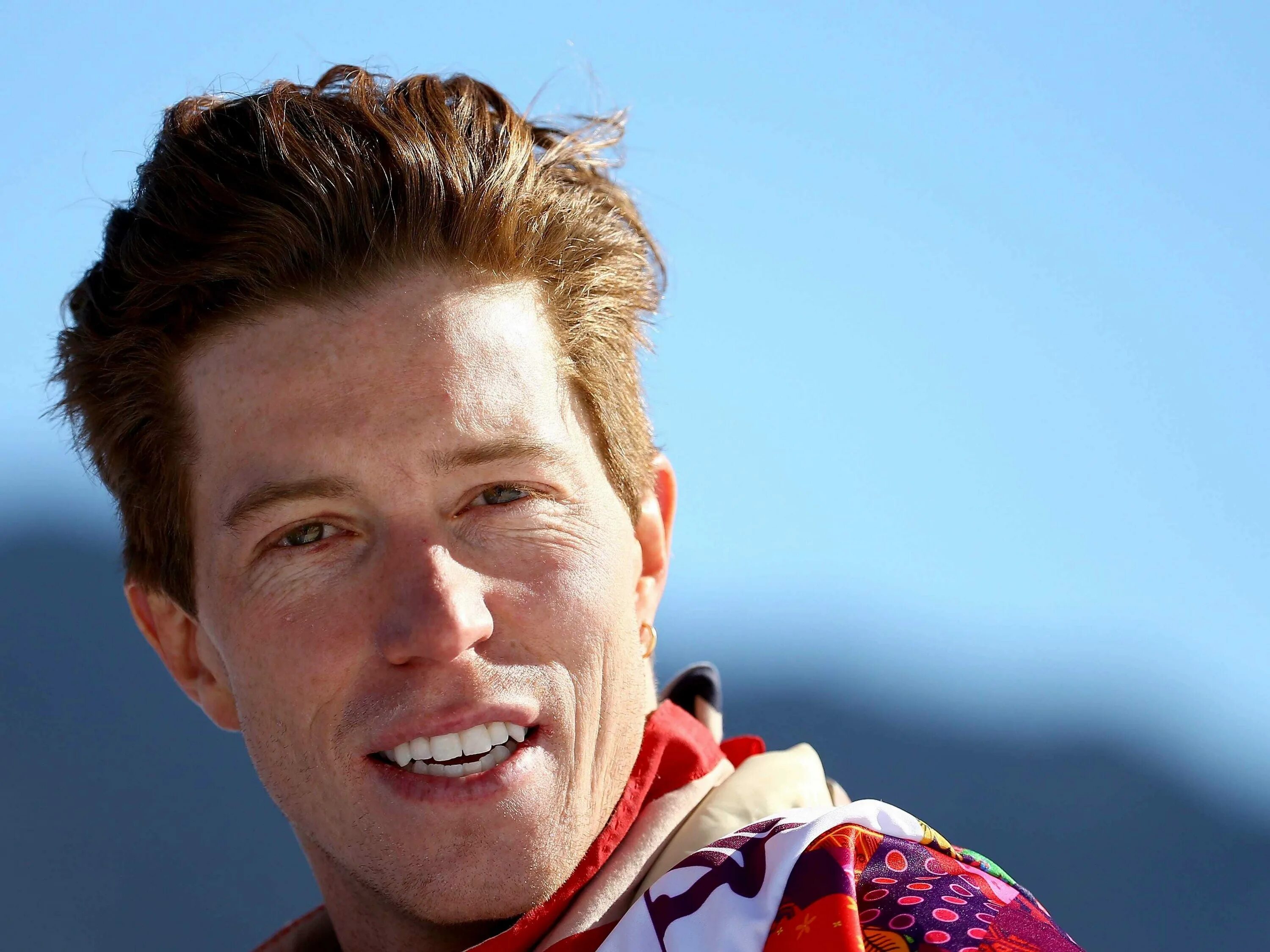 Shaun white. Сноубордист Шон Уайт. Shaun White в реальной жизни. Шон Уайт с Обамой. Сноуборды знаменитостей взгляд.