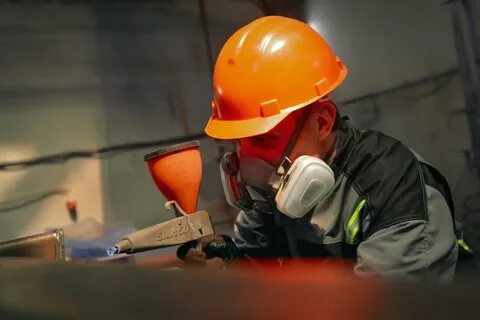 Работа кипит