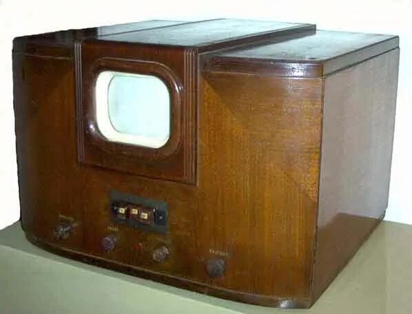 Когда был 1 телевизор. Телевизор Енисей 2. Рубин 401 телевизор. Советские телевизоры 1931. Телевизор "волна" (ЗК-36).