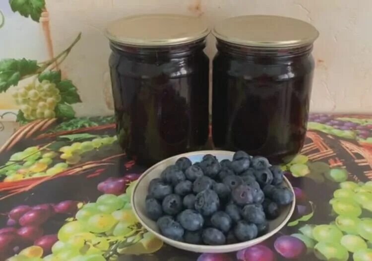 Варенье из голубики. Варенье из голубики. Желе из голубики рецепт на зиму простой. Желе из голубики. Творожное желе с черникой.