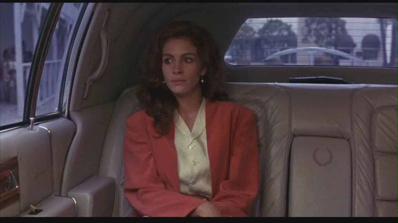 песня из красотка с джулией робертс. белое платье джулии робертс в фильме красотка. красотка 1990 джулия робертс. джулия робертс 1990. ричард гир в фильме красотка.