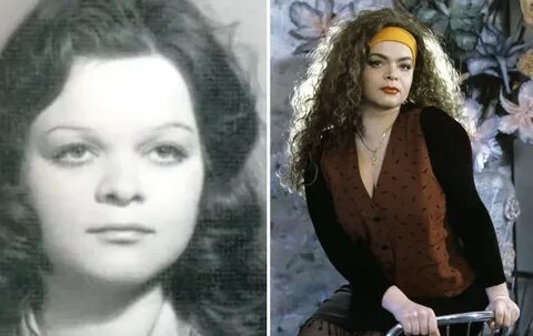 Qul va bekasi bilan porno tomosha qiling