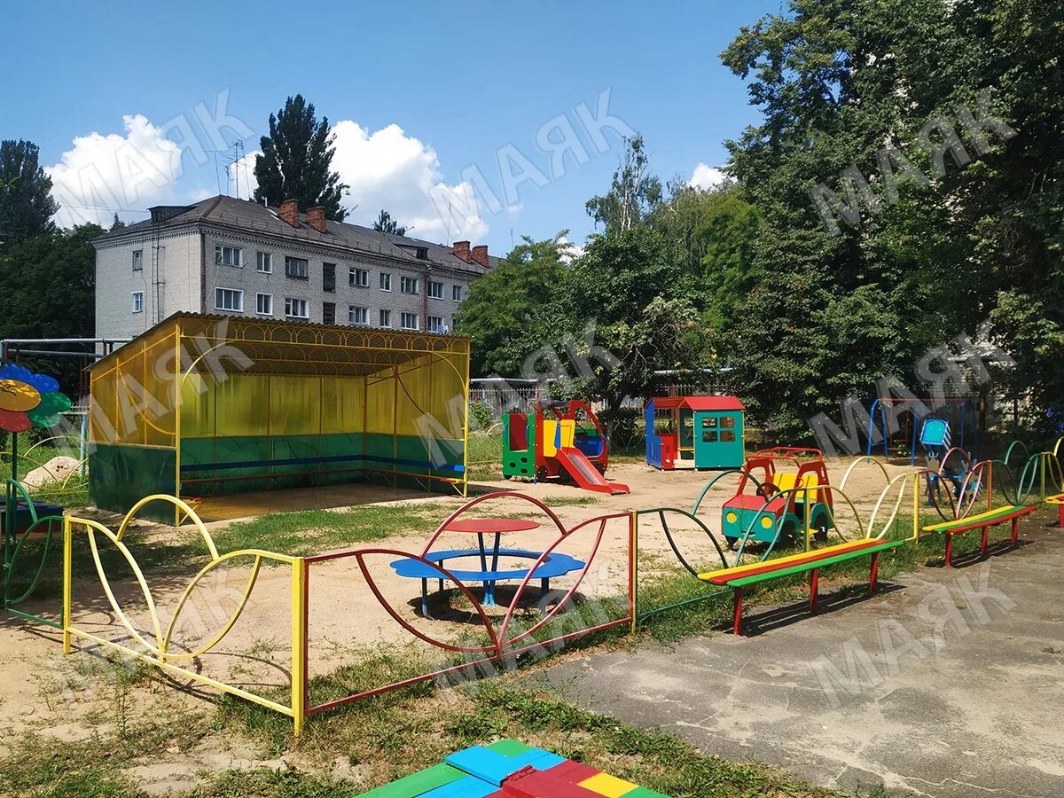 Детский новозыбкове. Детский сквер новозыбкова. Детский сад 2 новозыбков. Детский сад 9 в новозыбкове. Детский новозыбкове.