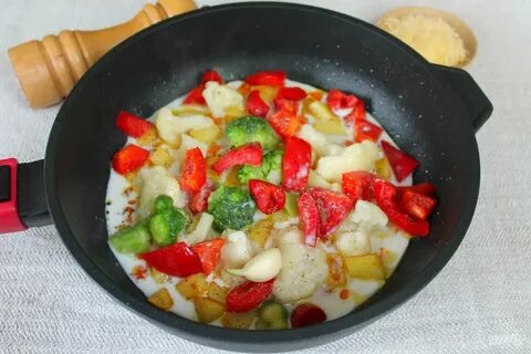 Тушеные овощи с молоком