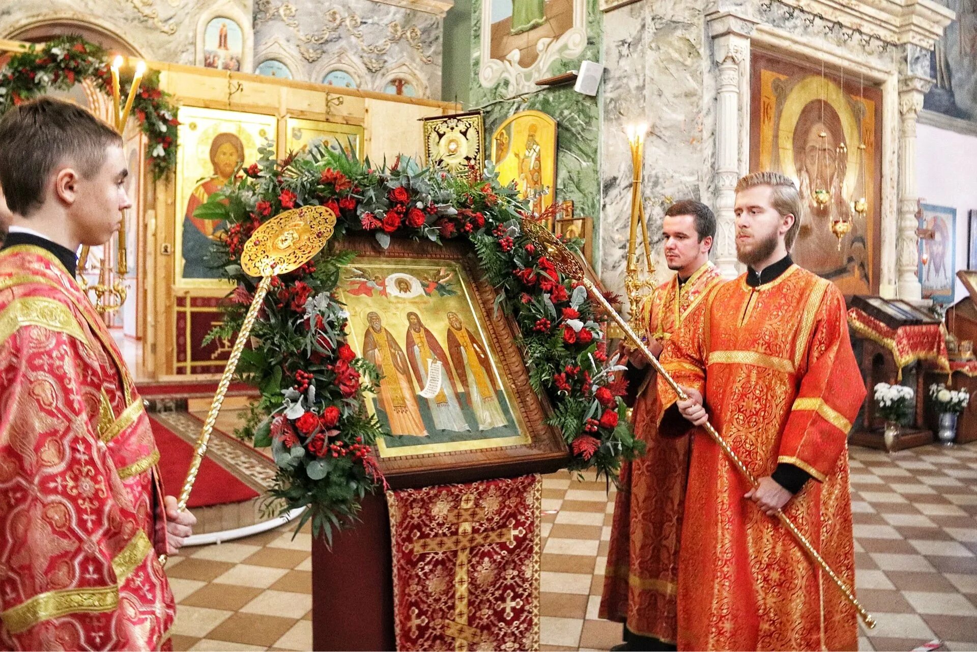 Гуслицкий спасо-преображенский монастырь расписание богослужений. Казаки на подворье монастыря мурманск. Расписание служб в гуслицком. Гуслицкий спасо-преображенский монастырь. Гуслицкий спасо-преображенский монастырь расписание богослужений.