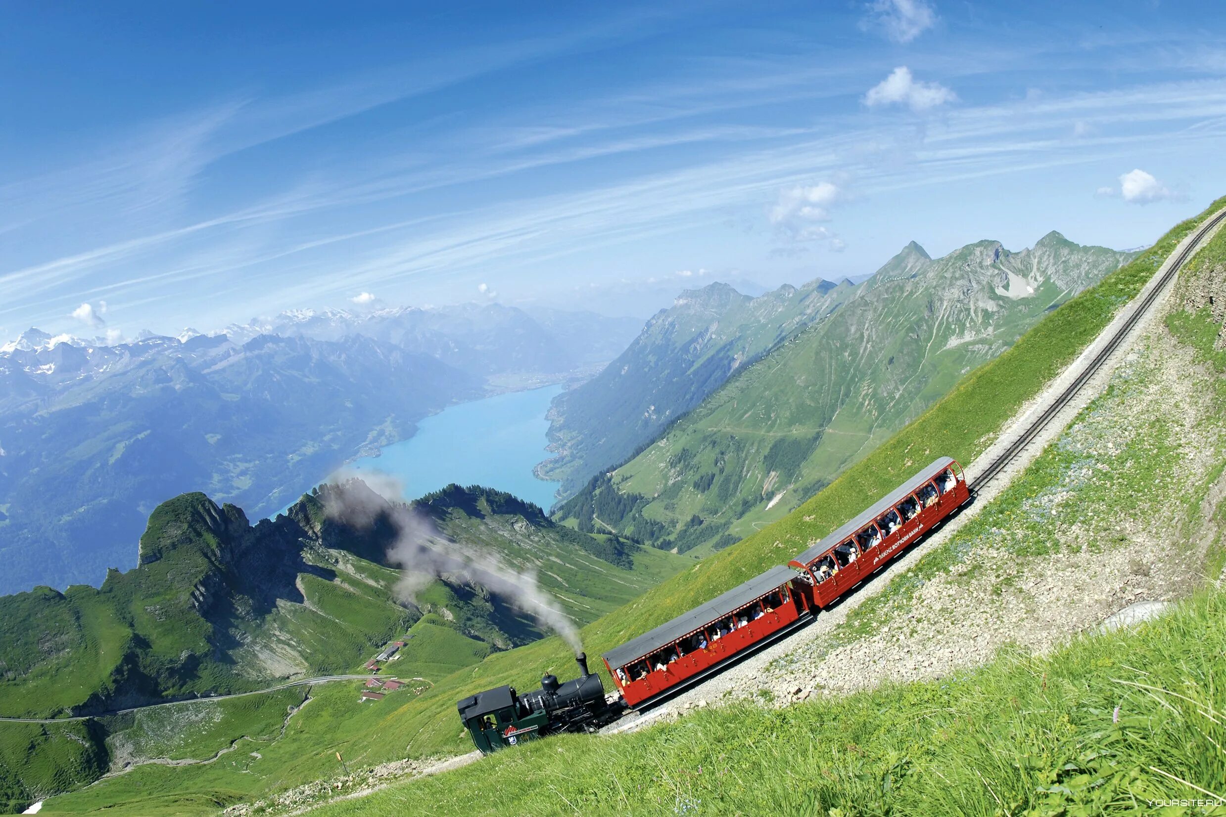 Швейцария поезд. Церматт железная дорога. Travel switzerland. Travel switzerland. Ретийская железная дорога италия.