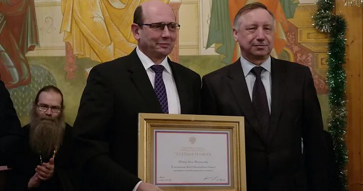 Беглов с иконой. Охрана беглова. Феофан беглов. Беглов колокол. Беглов проехал с иконой.
