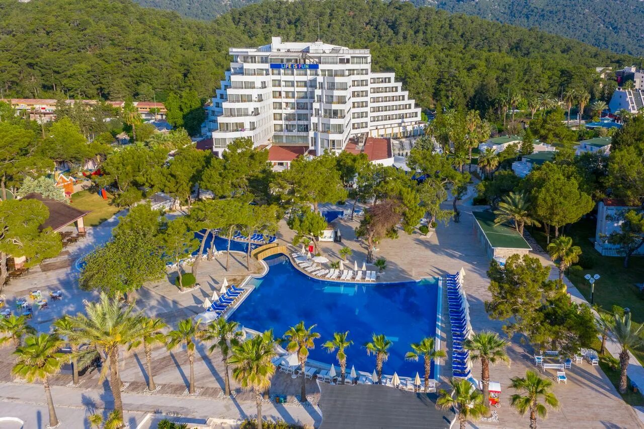 Fun sun family comfort beach 5. Комфорт бич резорт кемер. Fun sun comfort beach resort 5. Fun sun family comfort beach 5 кемер. Fun sun family comfort beach 5 турция.