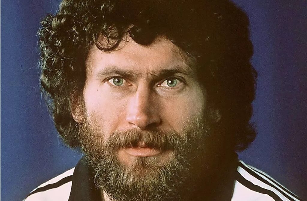 Пауль брайтнер сейчас. Пауль брайтнер. Гэвин брайтнер. Paul breitner world cup. Breitner футболист.