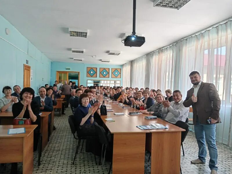 Значок профсоюза работников образования. Профсоюз образования башкортостана. Профсоюз образования башкортостана. Профсоюз образования башкортостана. Венера гильмхановна кфу.