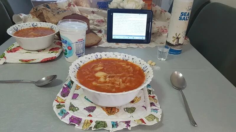 прикольный конь. я владелец. работай мерзни ешь потей бульвар.