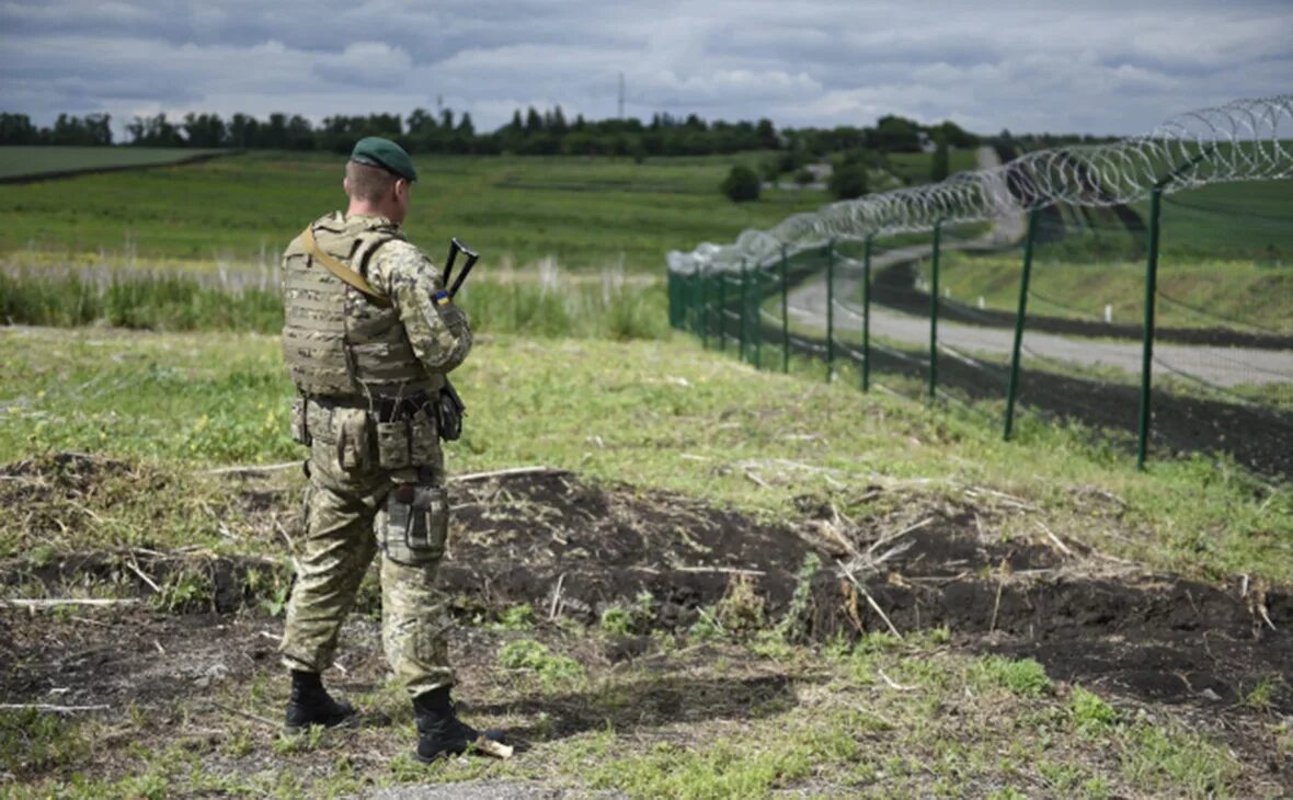 Усиление государственной границы. Ров Яценюка. Российско-украинская граница. Государственная граница Украины. Граница между Россией и Украиной.