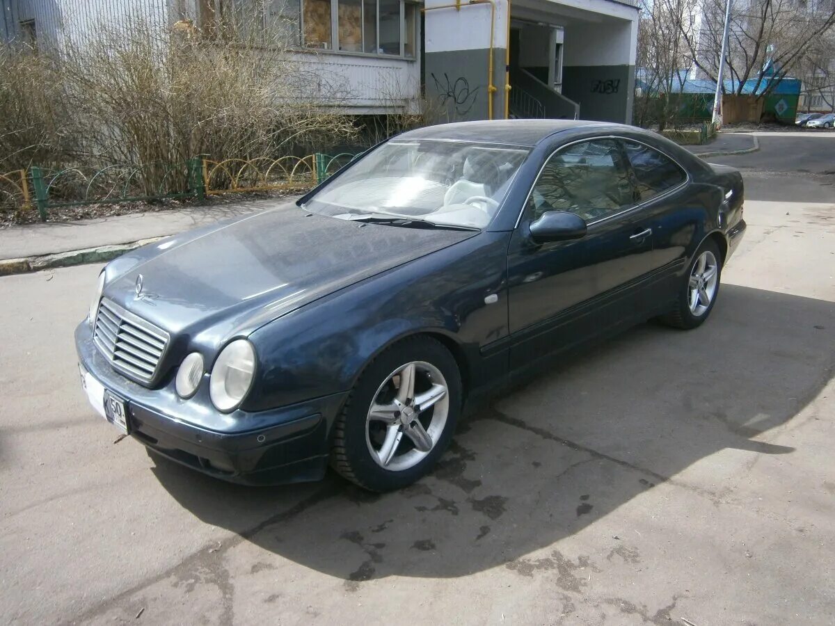 Куплю мерседес 2000. Мерседес купе CLK 230. Мерседес ЦЛК купе 2000. Mercedes CLK 200 2000г. Mercedes-Benz CLK-230 class 2000.