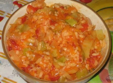 Как приготовить салат на зиму с рисом