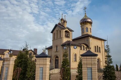 Храм святых великомучеников